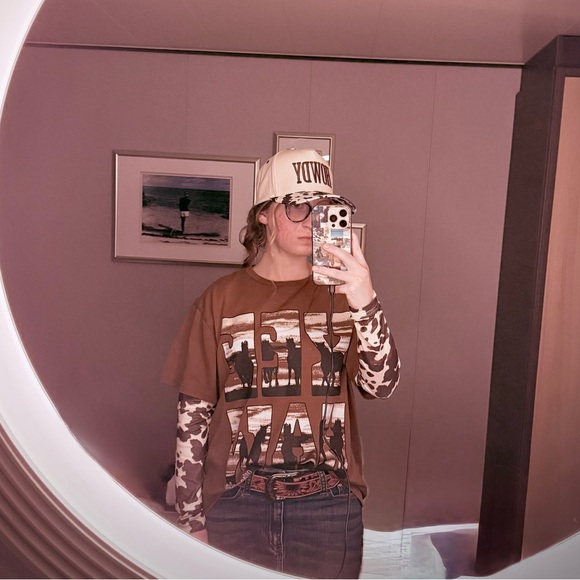 HOWDY!!ππΌ - Picture 1 of 11